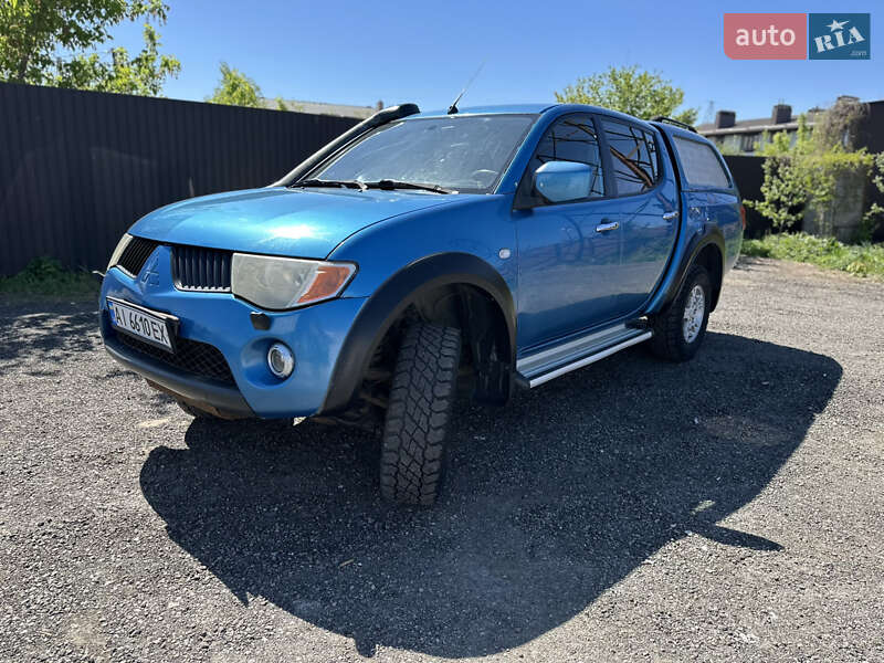 Пикап Mitsubishi L 200 2008 в Киеве