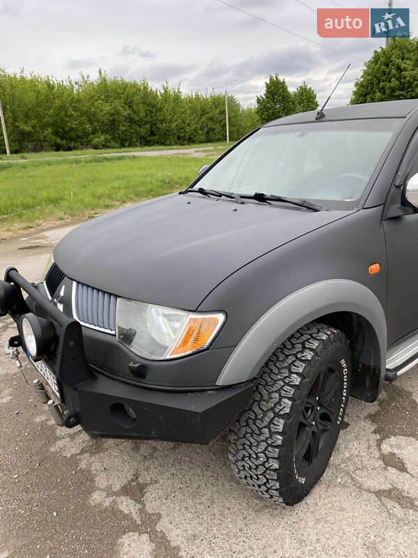 Пікап Mitsubishi L 200 2008 в Здолбуніві