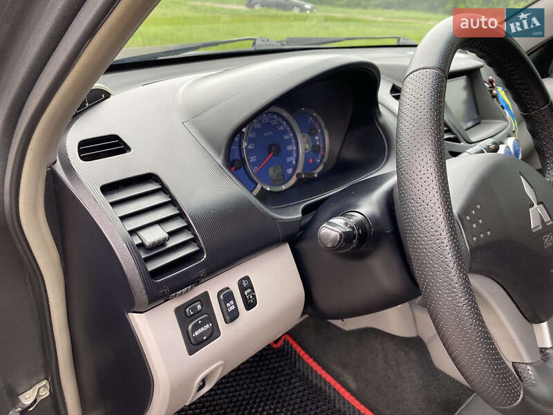Пікап Mitsubishi L 200 2008 в Здолбуніві