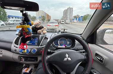 Пікап Mitsubishi L 200 2006 в Запоріжжі