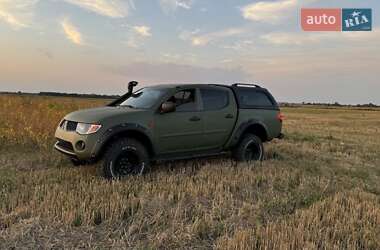 Пікап Mitsubishi L 200 2008 в 