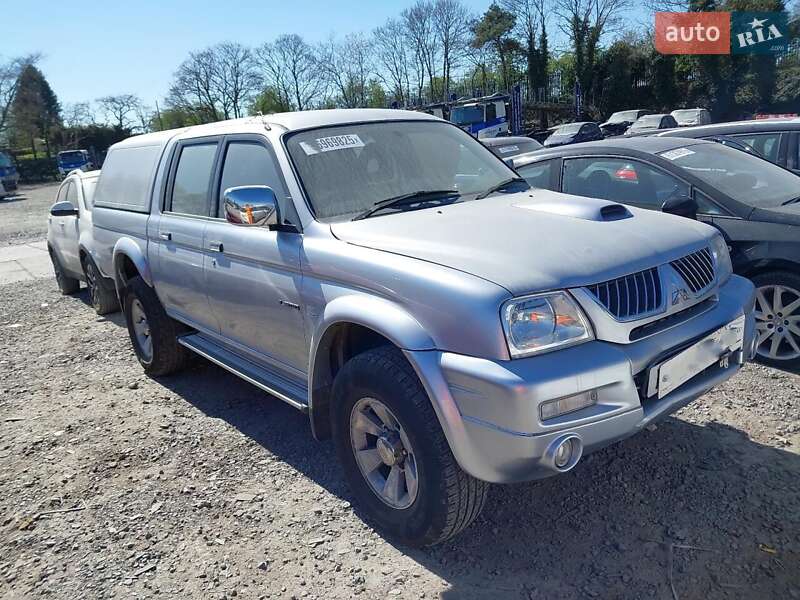 Пикап Mitsubishi L 200 2008 в Киеве