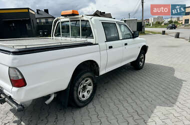 Пикап Mitsubishi L 200 2002 в 