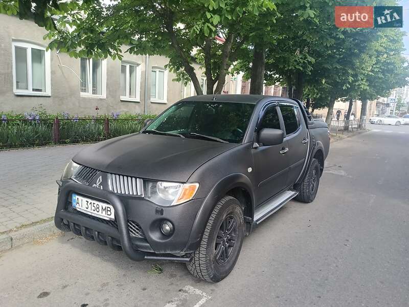Пикап Mitsubishi L 200 2007 в Белой Церкви фото Пикап Mitsubishi L 200 2007 в Белой Церкви