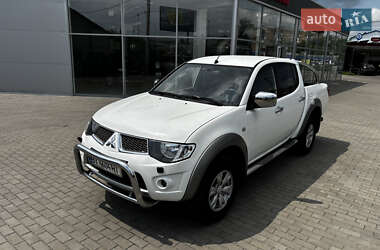 Пикап Mitsubishi L 200 2012 в Полтаве