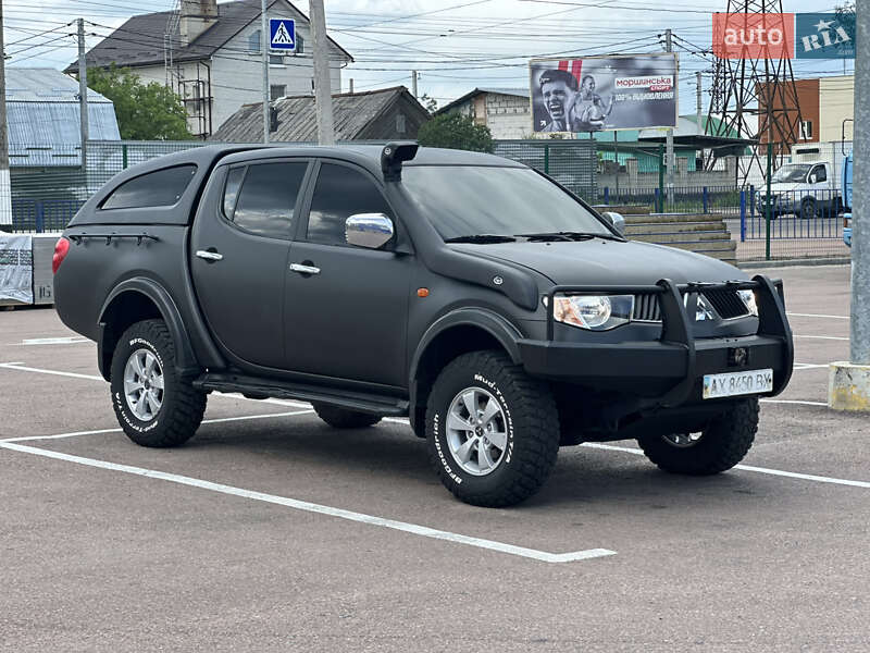 Пикап Mitsubishi L 200 2007 в 