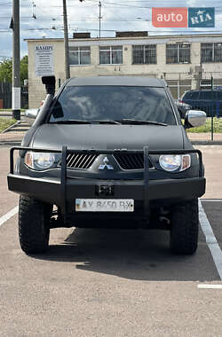 Пикап Mitsubishi L 200 2007 в 