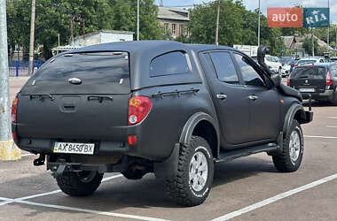 Пикап Mitsubishi L 200 2007 в 