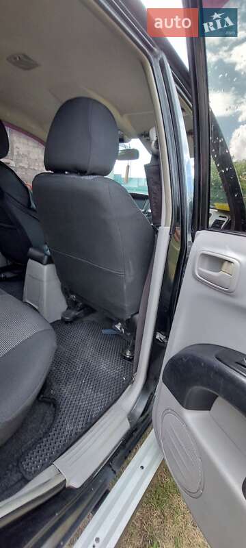 Пикап Mitsubishi L 200 2007 в Новояворовске