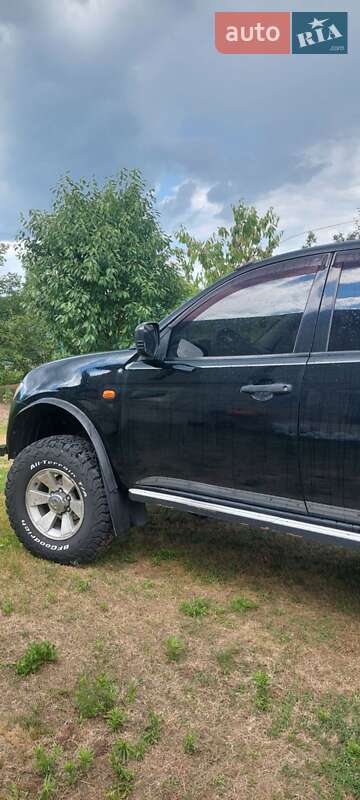 Пикап Mitsubishi L 200 2007 в Новояворовске