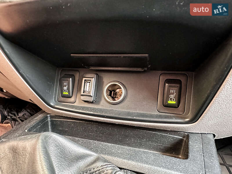 Пикап Mitsubishi L 200 2013 в Киеве