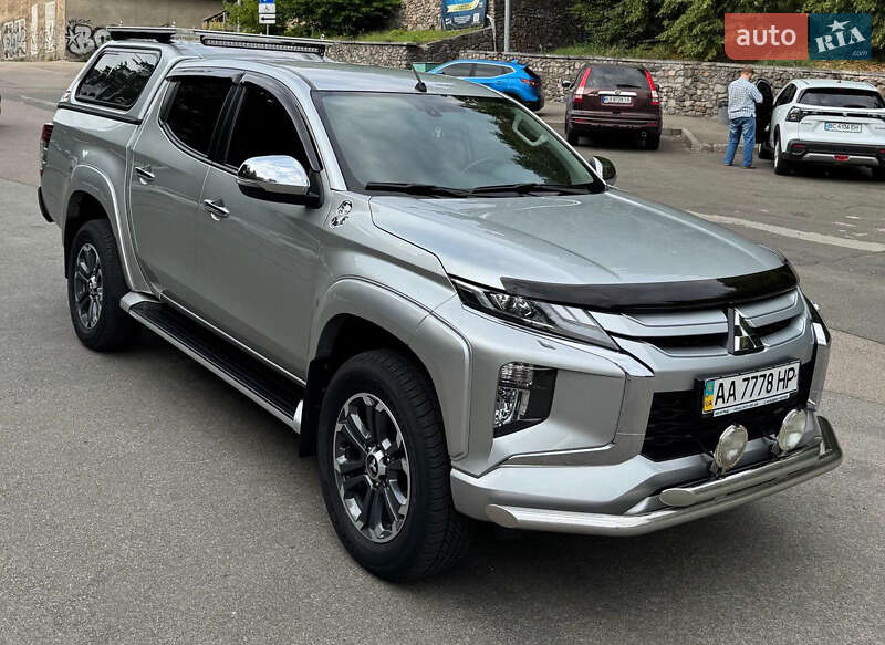 Пикап Mitsubishi L 200 2018 в Киеве