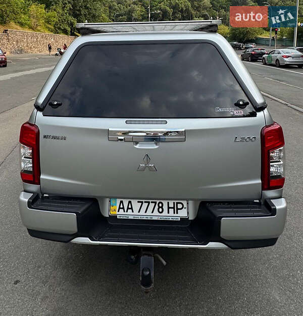 Пикап Mitsubishi L 200 2018 в Киеве
