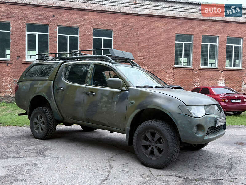 Mitsubishi L 200 2007