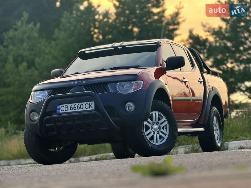 Mitsubishi L 200 2008