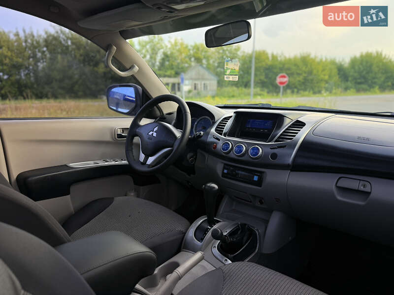 Пикап Mitsubishi L 200 2008 в Мене