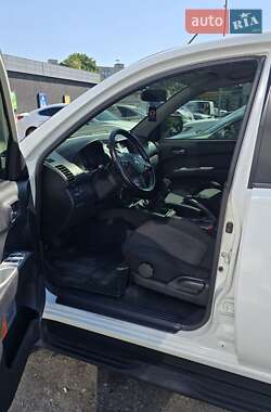 Пикап Mitsubishi L 200 2014 в 
