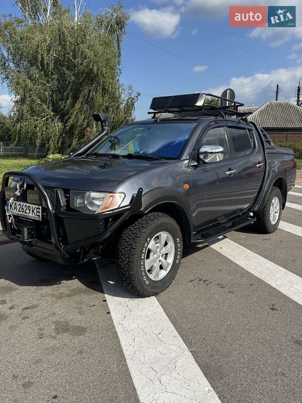 Mitsubishi L 200 2008