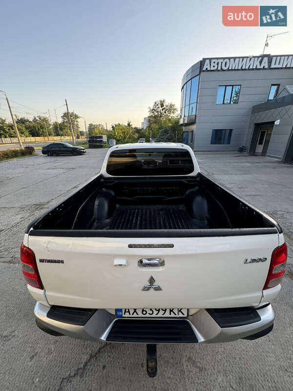 Пикап Mitsubishi L 200 2016 в Харькове фото 8 Пикап Mitsubishi L 200 2016 в Харькове