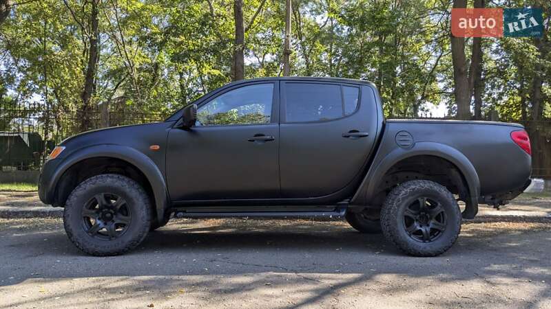 Mitsubishi L 200 2008