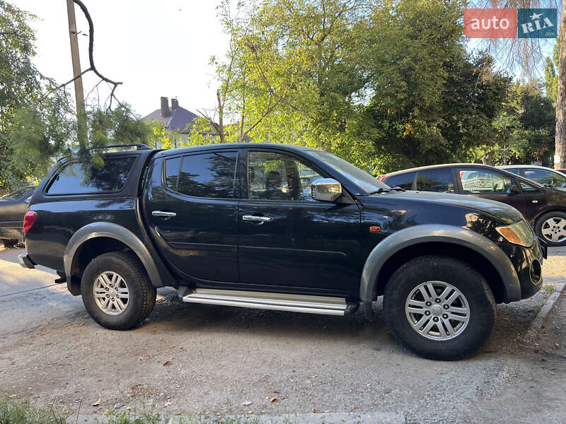 Mitsubishi L 200 2008