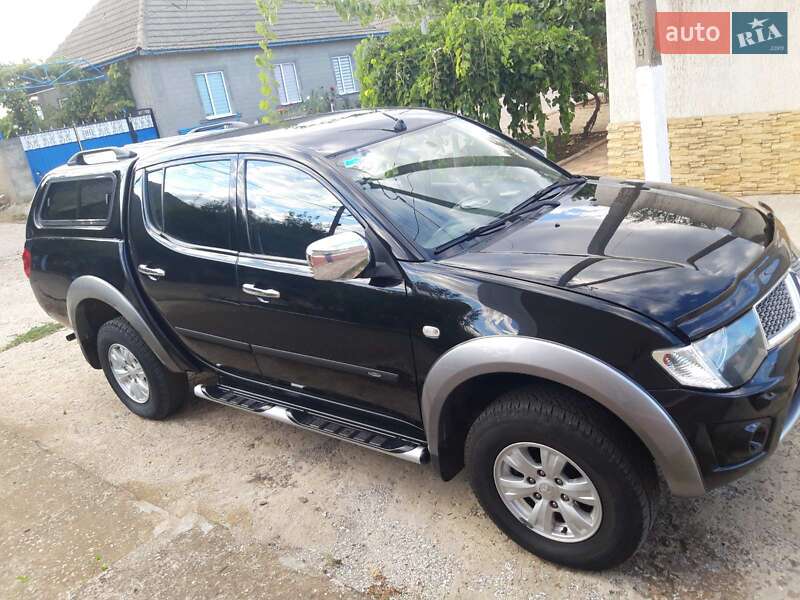 Пикап Mitsubishi L 200 2011 в Сарате