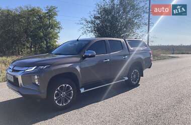 Mitsubishi L 200 2019