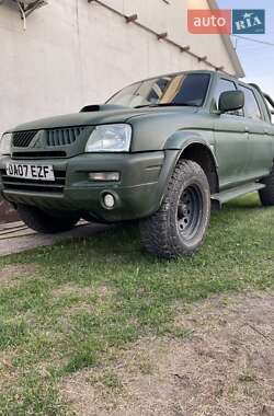 Пикап Mitsubishi L 200 2003 в Киеве