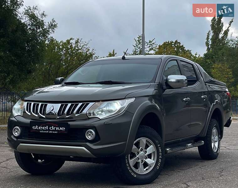 Mitsubishi L 200 2016