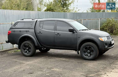 Пикап Mitsubishi L 200 2007 в 