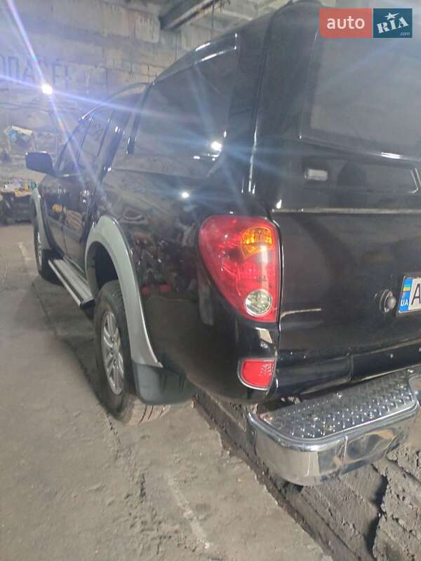 Пикап Mitsubishi L 200 2008 в Запорожье