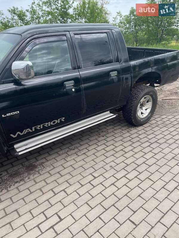 Пікап Mitsubishi L 200 2006 в Павлограді фото 4 Пікап Mitsubishi L 200 2006 в Павлограді