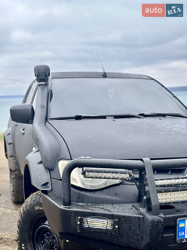 Пикап Mitsubishi L 200 2013 в Одессе фото 7 Пикап Mitsubishi L 200 2013 в Одессе