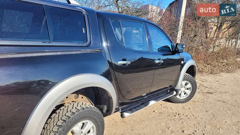 Пикап Mitsubishi L 200 2011 в Харькове фото 3 Пикап Mitsubishi L 200 2011 в Харькове