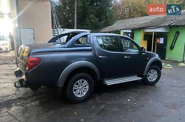 Пикап Mitsubishi L 200 2007 в 