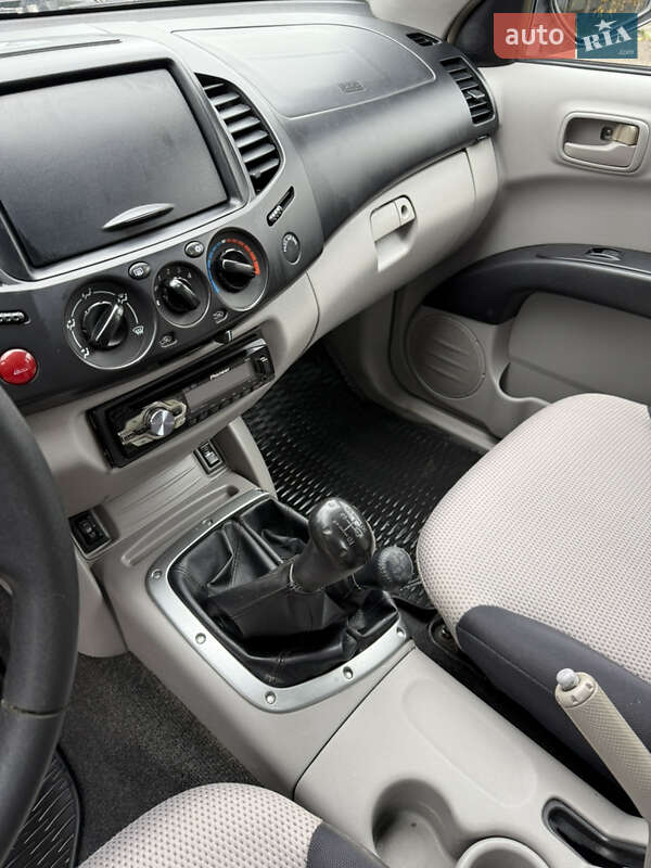 Пикап Mitsubishi L 200 2008 в Житомире фото 18 Пикап Mitsubishi L 200 2008 в Житомире