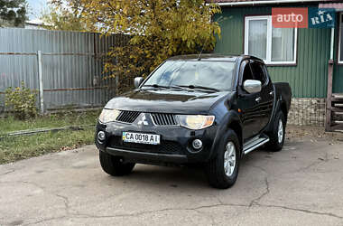 Пікап Mitsubishi L 200 2008 в 