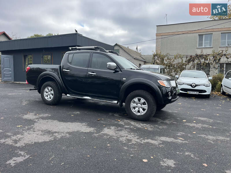 Пікап Mitsubishi L 200 2011 в Кропивницькому