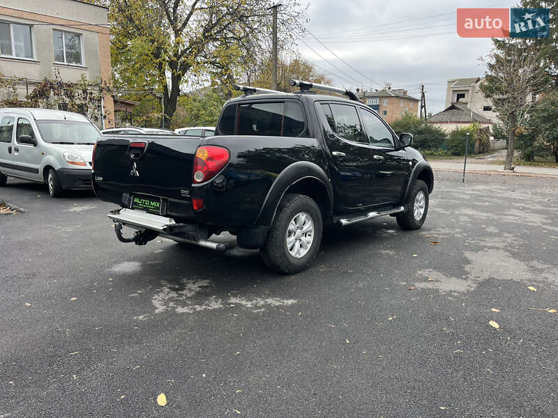 Пікап Mitsubishi L 200 2011 в Кропивницькому