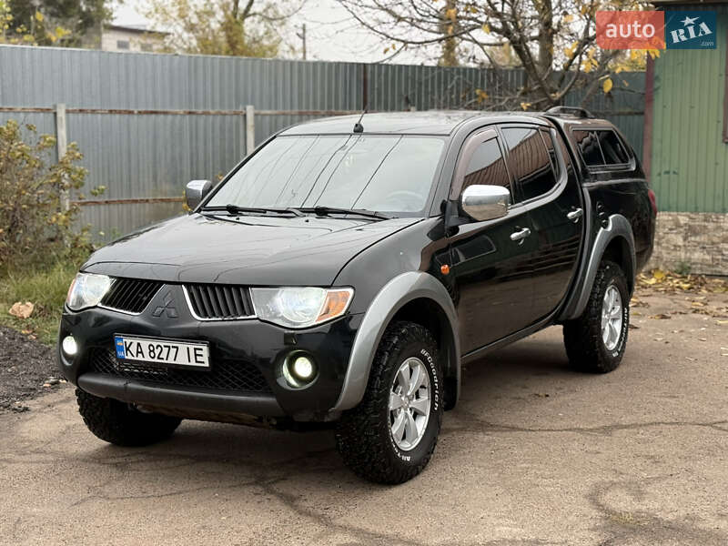Mitsubishi L 200 2008