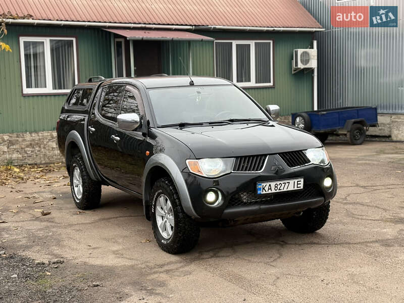 Пікап Mitsubishi L 200 2008 в Житомирі