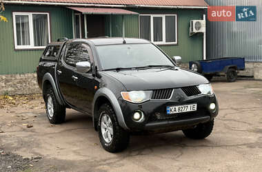 Пікап Mitsubishi L 200 2008 в  фото 4 Пікап Mitsubishi L 200 2008 в