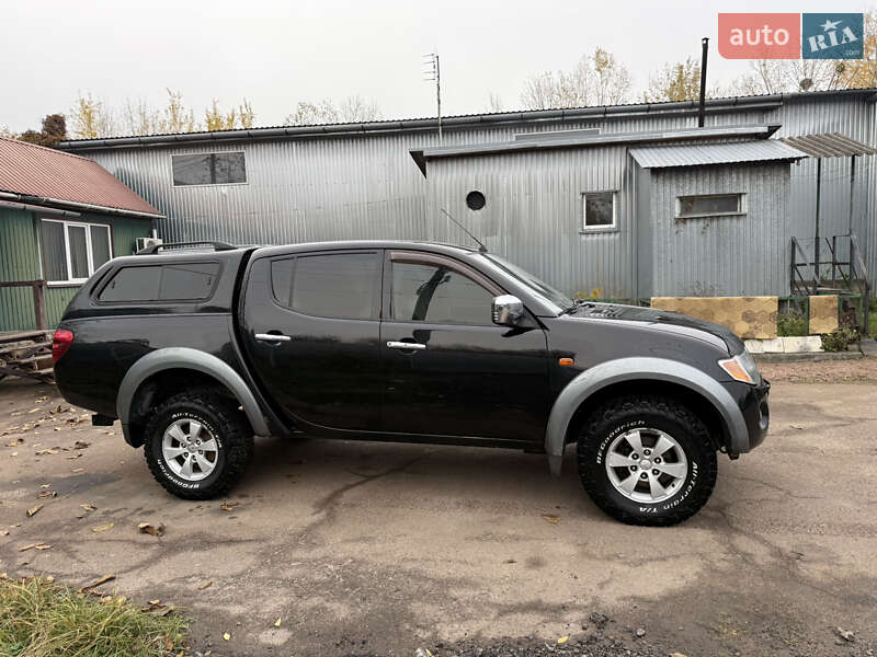 Пікап Mitsubishi L 200 2008 в Житомирі