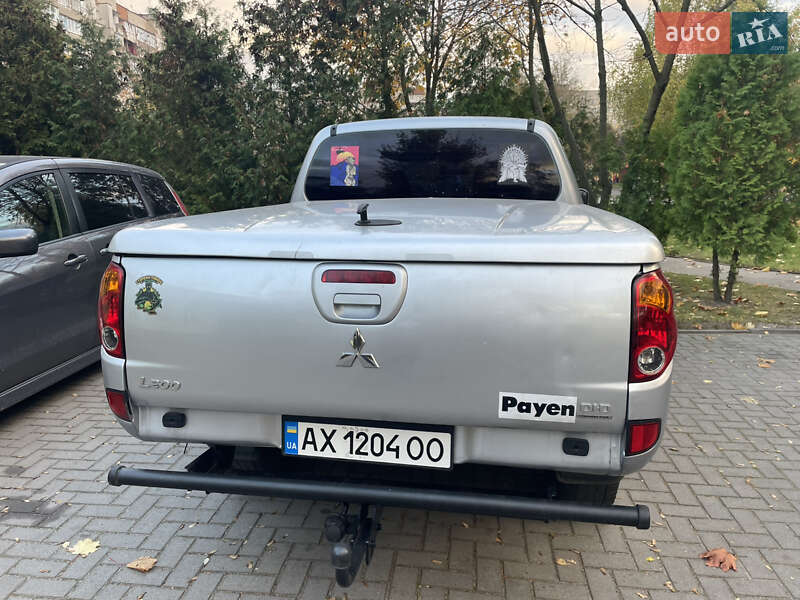Пикап Mitsubishi L 200 2011 в Шептицькому