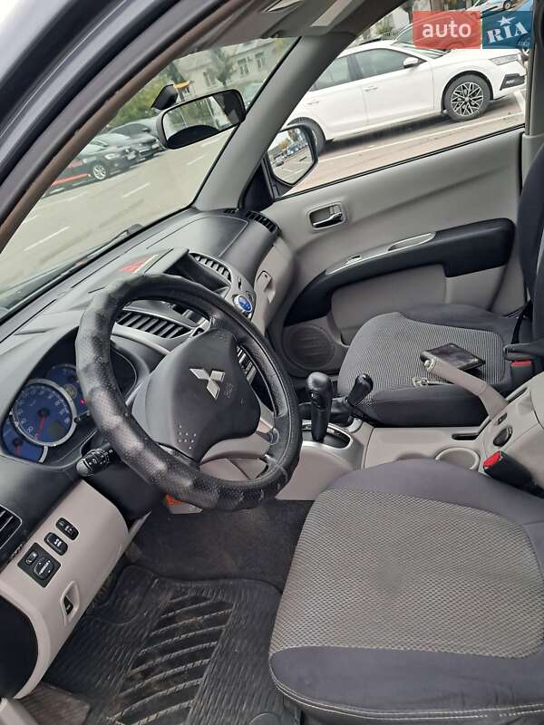 Пикап Mitsubishi L 200 2008 в Киеве