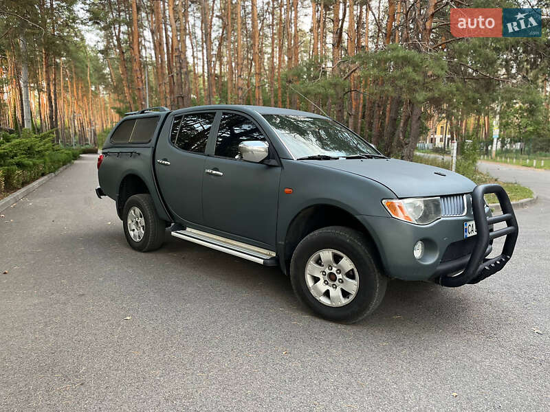 Пикап Mitsubishi L 200 2007 в Новомосковске фото 8 Пикап Mitsubishi L 200 2007 в Новомосковске