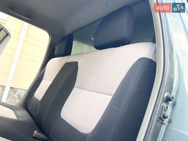 Пікап Mitsubishi L 200 2007 в Одесі фото 11 Пікап Mitsubishi L 200 2007 в Одесі