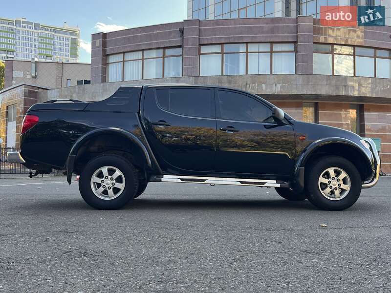 Пикап Mitsubishi L 200 2007 в Одессе фото 8 Пикап Mitsubishi L 200 2007 в Одессе