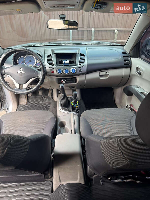Пікап Mitsubishi L 200 2008 в Києві