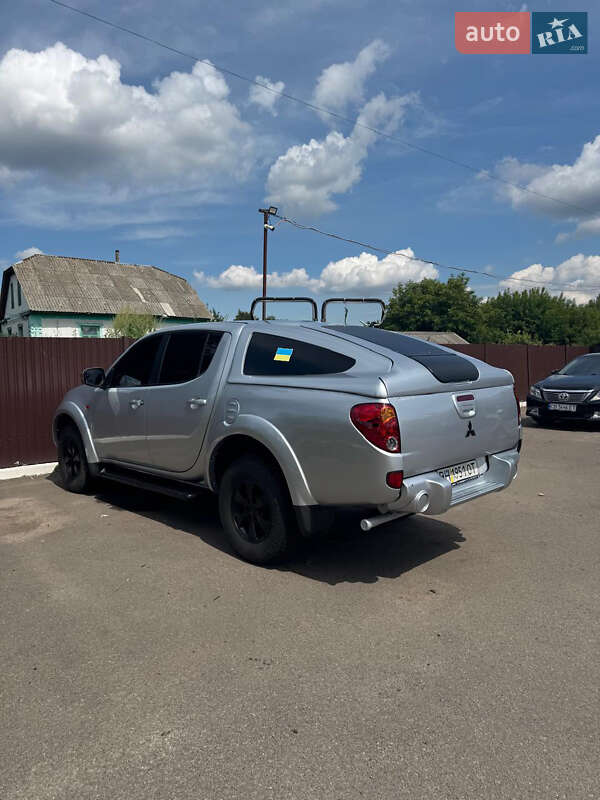 Пікап Mitsubishi L 200 2008 в Києві